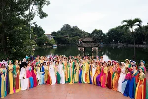 Miss Grand International 2023 Contestants Look Stunning in Traditional Vietnamese Ao Dai - image 1