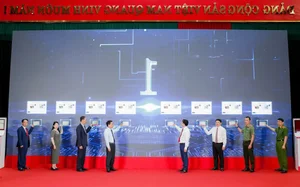 Agribank Partners with Thanh Hoa to Launch Smart Public Administration Kiosks - image 2
