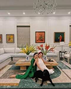 Inside the Luxurious Room of Billionaire Johnathan Hanh Nguyen's Daughter-in-Law - image 7