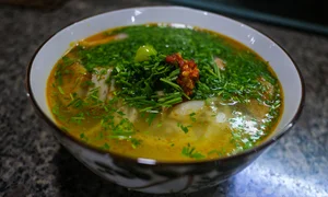 Phu Yen Food Tour: Eating Like a King for Only 100,000 VND - image 4