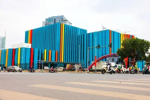 Exploring the Unique Modern Architecture of Hanoi's New Youth Theatre - image 4