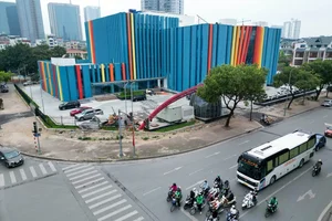 Exploring the Unique Modern Architecture of Hanoi's New Youth Theatre - image 0