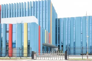 Exploring the Unique Modern Architecture of Hanoi's New Youth Theatre - image 2