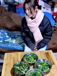 Meeting the Boyfriend's Family: A Hilarious and Relatable Kitchen Disaster - image 6