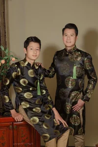 Meet Bao Nam: Jennifer Pham and Quang Dung’s 16-Year-Old Son Who Stands 1.9 Meters Tall - image 6