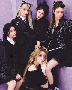 K-Pop Sensation ILLIT Captivates Fans with Mystical and Dreamy Concept Style - image 2