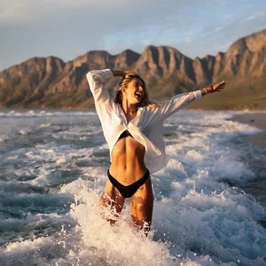 World's Most Beautiful Track Athlete Stuns in Gorgeous Bikini Outfits - image 4