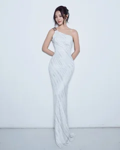 Karen Nguyen's radiant beauty and elevated visual in her latest appearance - image 3