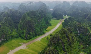 Ninh Binh: The Peaceful Soul of Phuong Oanh's Hometown - image 0