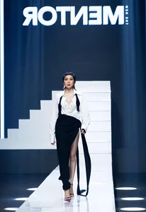 Thanh Hang and Ho Ngoc Ha Showcase Deep Friendship in Red and Black Outfits - image 12
