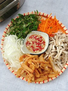 Easy Vegetarian Chicken Rice Recipe Using Only Your Rice Cooker - image 1
