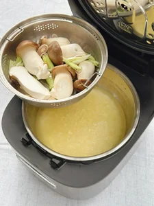 Easy Vegetarian Chicken Rice Recipe Using Only Your Rice Cooker - image 7