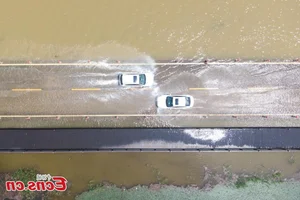 Breathtaking Water Highway: China's Most Spectacular Flooded Road - image 5