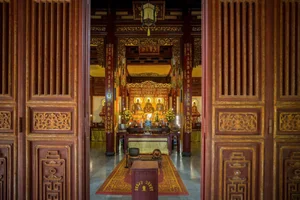 Spring Travel to Thuy Van Mountain Scenic Beauty of Hue - image 0