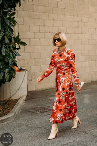 The Iconic Style of the Most Powerful Woman in Global Fashion - image 5