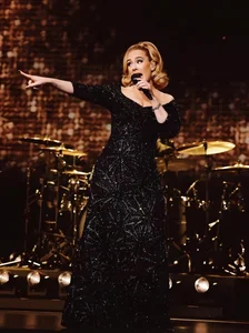 British Superstar Adele Stuns in a Gorgeous Gown by Renowned Vietnamese Designer Cong Tri - image 2