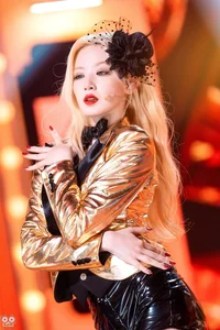 Top K-Pop Female Idols Born in the Year of the Dragon - image 13