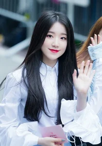 Top K-Pop Female Idols Born in the Year of the Dragon - image 12