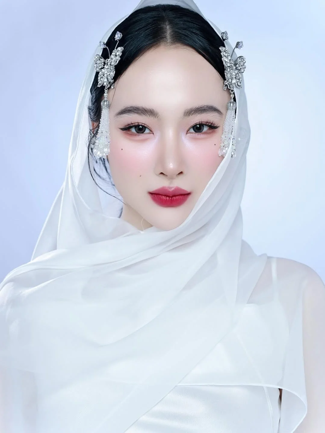 Angela Phương Trinh Transformation: From 'Muscular Beauty' to a Sophisticated and Feminine Style