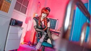 Playful Makima Nurse Cosplay Gallery: Exploding Bear Series by Yituyu - image 6