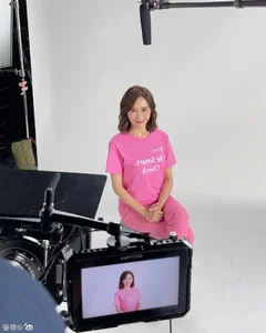 Gigi Lai Shares Valuable Relationship and Dating Advice with Her Daughters - image 0