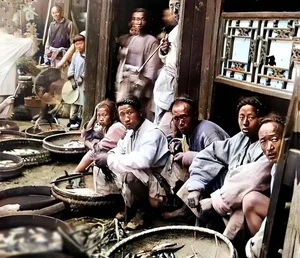 Rare Glimpses into History: The Captivating Beauty and Style of Qing Dynasty Courtesans in Vintage Photography - image 15