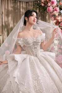 Nguyen Phuong Nhi Gallery: Elegant and Pure Style Portraits - image 15