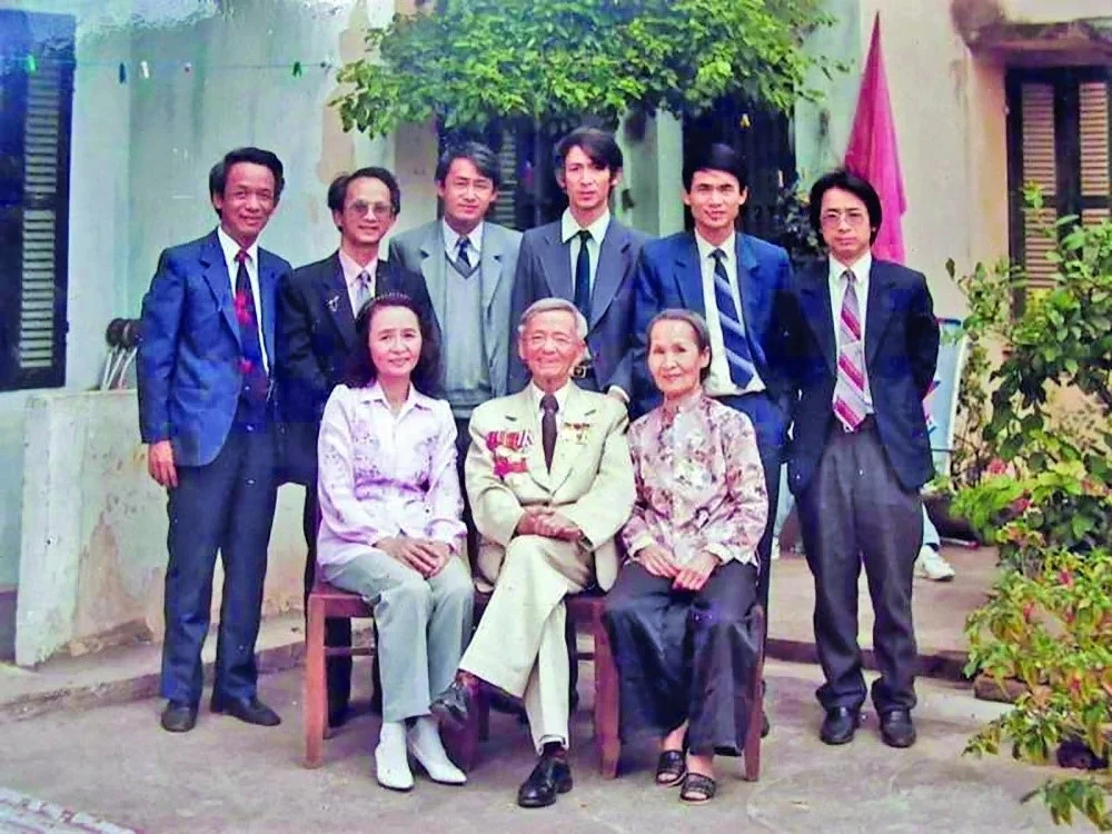 Parenting Secrets of a Famous Vietnamese Intellectual Family