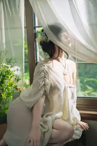 Coser Yuuhui: Discover the Gentle Beauty of "Song of Spring" Part02 – Graceful and Ethereal - image 5