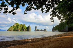 Kien Giang Travel Guide 2024: Top 15 Must-Visit Destinations in Vietnam - image 6