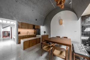 Modern Home Design: How 3 Skylights Create a Resort-Like Atmosphere - image 2