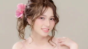 Capturing Elegance: The Pure and Timeless Beauty of Vietnamese Women - image 101