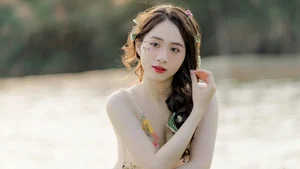 Capturing Elegance: The Pure and Timeless Beauty of Vietnamese Women - image 7