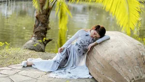 Capturing Elegance: The Pure and Timeless Beauty of Vietnamese Women - image 21