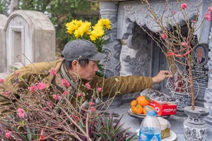 Discover Uoc Le: The 500-Year-Old Traditional Sausage Village in Hanoi - image 8