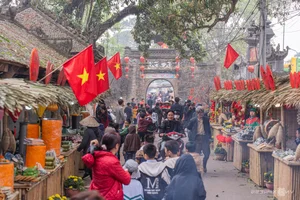 Discover Uoc Le: The 500-Year-Old Traditional Sausage Village in Hanoi - image 11