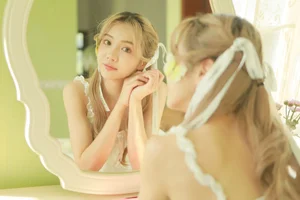 YiTuYu Art Language Vol 9490 Presents a Mesmerizing Portrait Series of Xi Xi - image 17