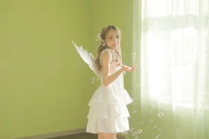 YiTuYu Art Language Vol 9490 Presents a Mesmerizing Portrait Series of Xi Xi - image 24