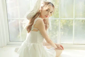 YiTuYu Art Language Vol 9490 Presents a Mesmerizing Portrait Series of Xi Xi - image 15
