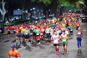 Hua Thuan Long Triumphs at VnExpress Marathon Hai Phong - image 4