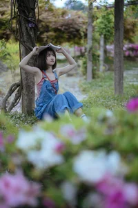 Captivating Artistry of Qi Qi in YiTuYu Art Language Vol.4243 Collection - image 53