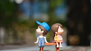 Cute and Romantic Couple Wallpapers: Beautiful Love Backgrounds for Your Phone - image 46