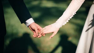 Cute and Romantic Couple Wallpapers: Beautiful Love Backgrounds for Your Phone - image 2