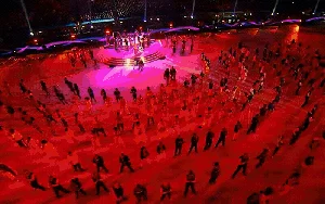 The Most Iconic World Cup Performance: Shakira’s Legendary Stage and 700 Million Viewers - image 2