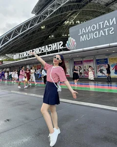 Vietnamese Celebrities Go All Out for Taylor Swift's Eras Tour in Singapore - image 8
