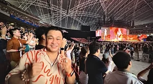Vietnamese Celebrities Go All Out for Taylor Swift's Eras Tour in Singapore - image 9