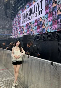 Vietnamese Celebrities Go All Out for Taylor Swift's Eras Tour in Singapore - image 6