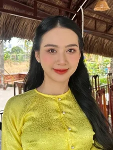 Meet Kim Ngan: The Stunning Model and Girlfriend of Vietnamese Singer Hoai Lam - image 4