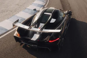 Exploring the Design and Exclusivity of the Koenigsegg Sadair’s Spear Hypercar Worth Over 135 Billion VND - image 7