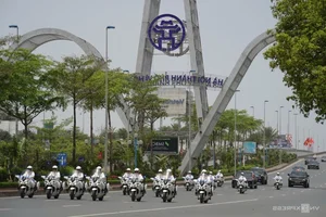 Chinese President Xi Jinping Arrives in Hanoi to Strengthen Strategic Bilateral Ties - image 7